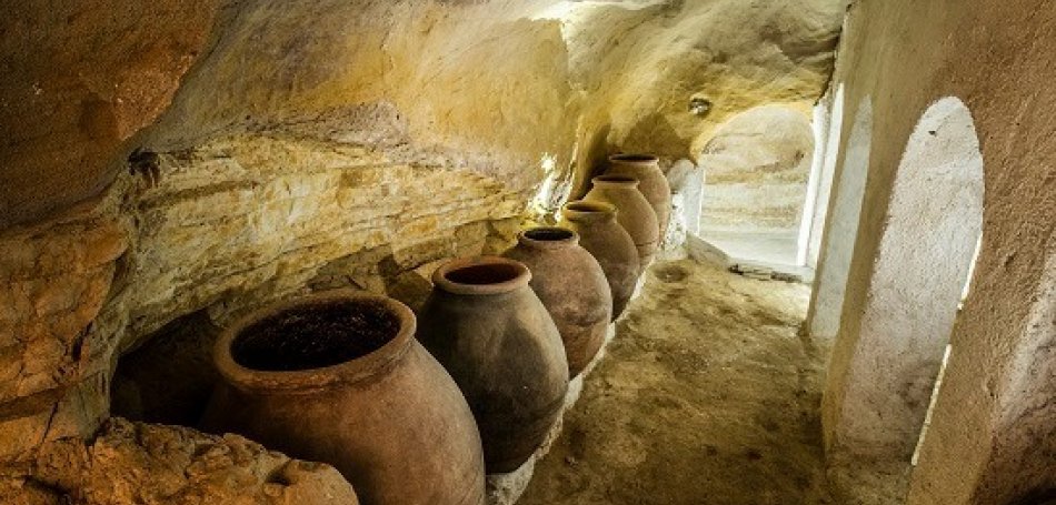 Una cueva-bodega con mucha historia