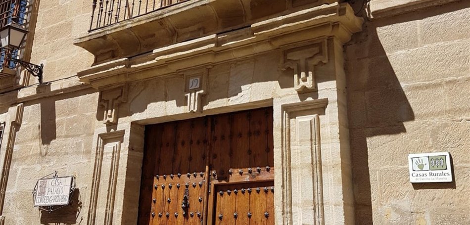 A cuerpo de rey: Casa Palacio de los Condes de Garcinarro