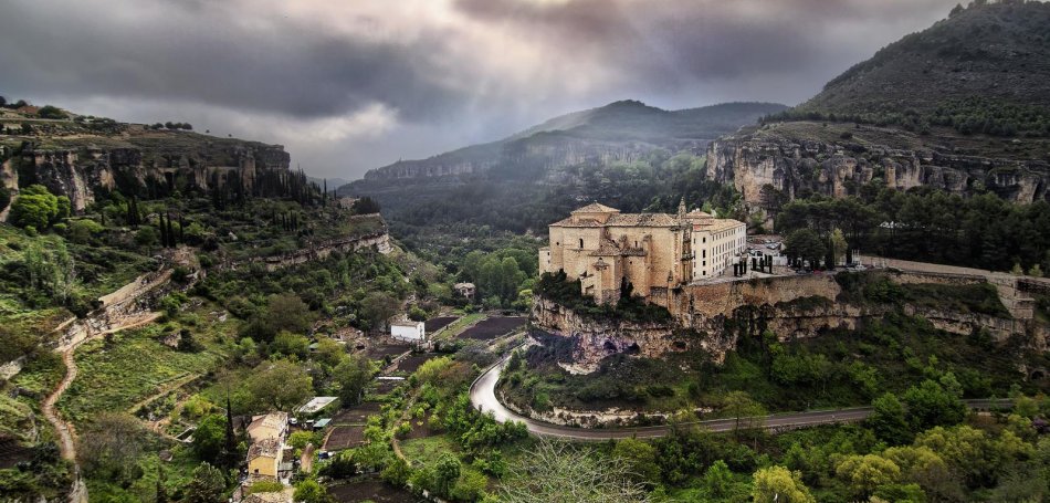 Enjoy the rain in Cuenca: the best plans for gray days