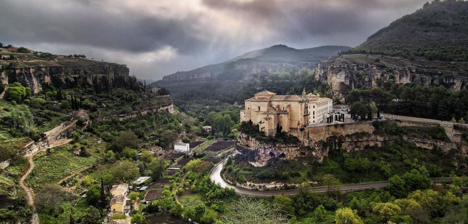 Disfruta de la lluvia en Cuenca: los mejores planes para días grises